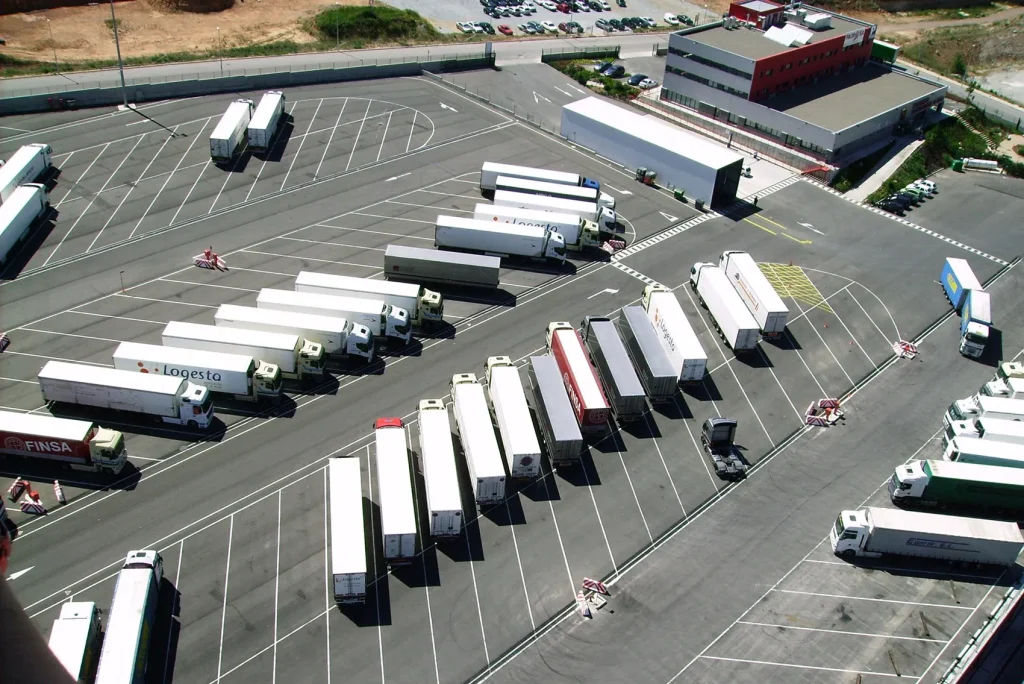 Parking vigilado camiones