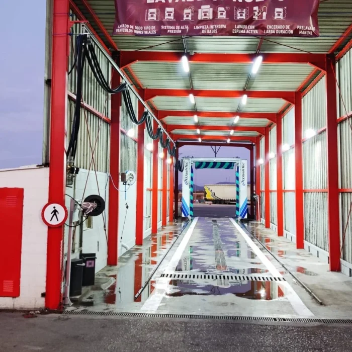Túnel de lavado para camiones