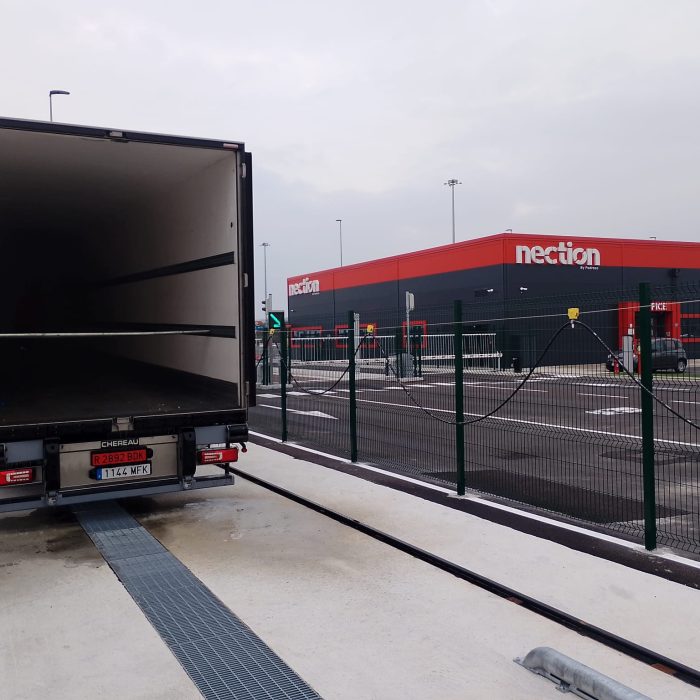 truck wash_interior_lat_8